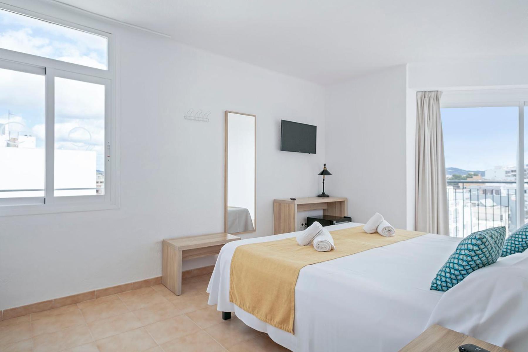 Suncoast Ibiza Hotel - Adults Only - Figueretas Экстерьер фото